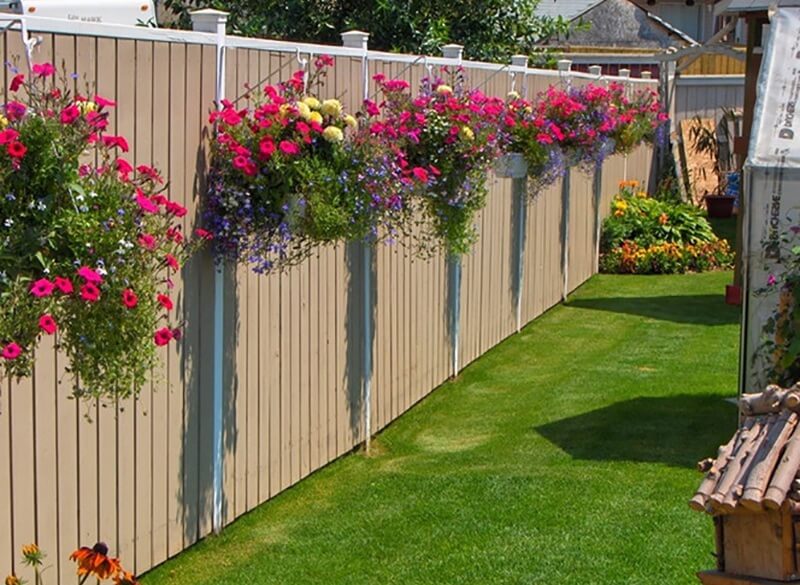 The wooden fence is designed to be discreet and safe but still not too secret