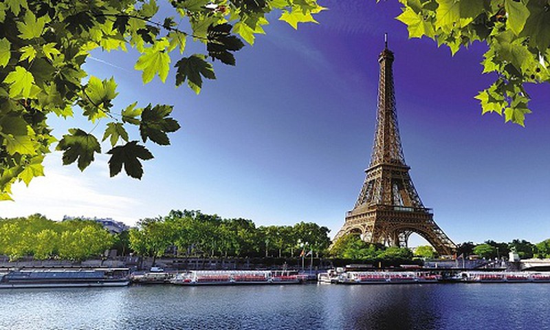 Tiết lộ thú vị về tháp Eiffel biểu tượng của Pháp